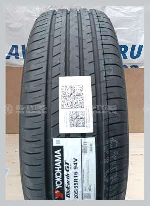 Yokohama BluEarth AE51 235/45 R18 94W